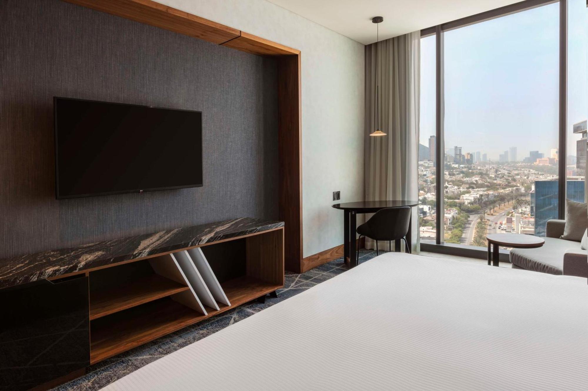 Hilton Monterrey Valle エクステリア 写真