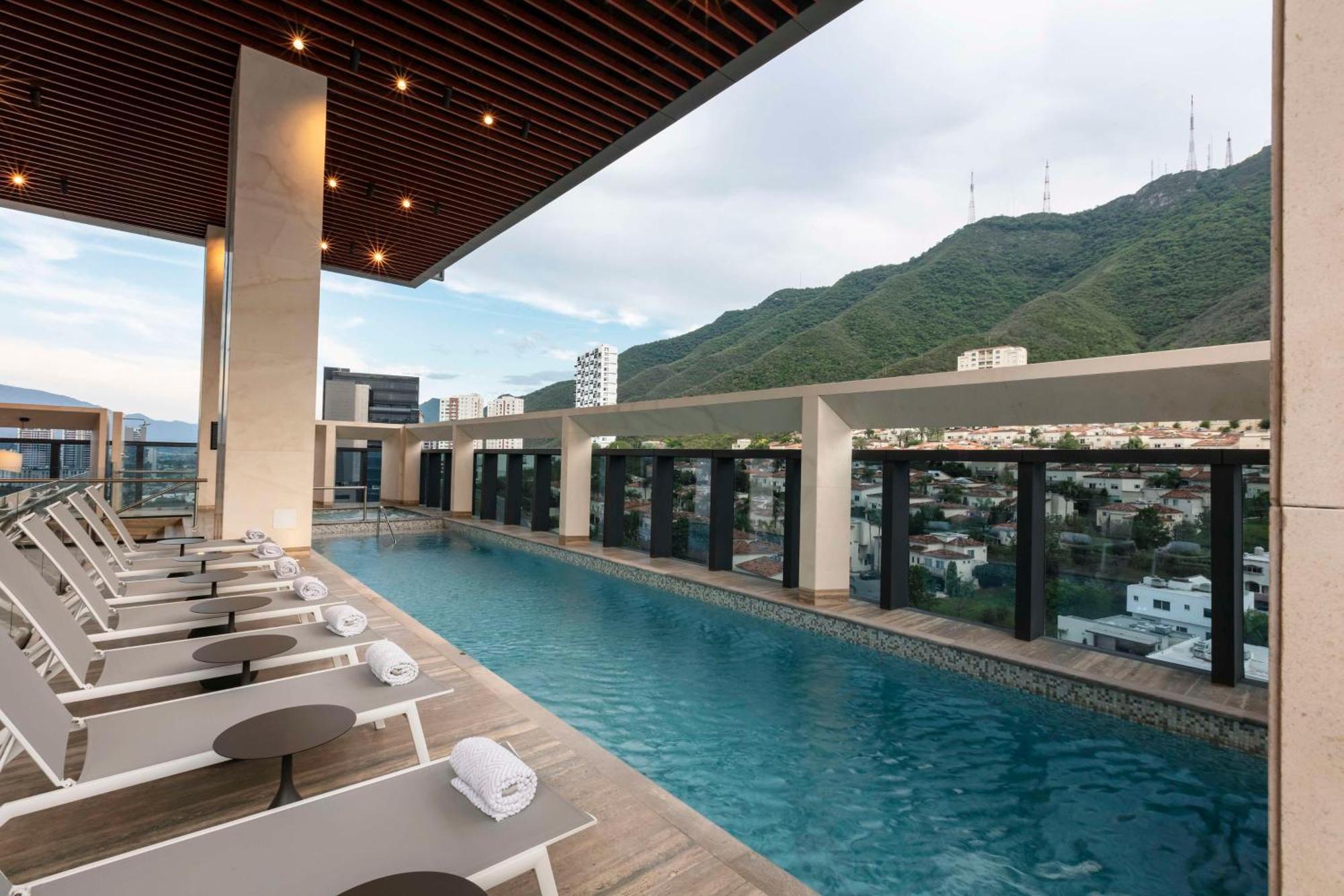 Hilton Monterrey Valle エクステリア 写真