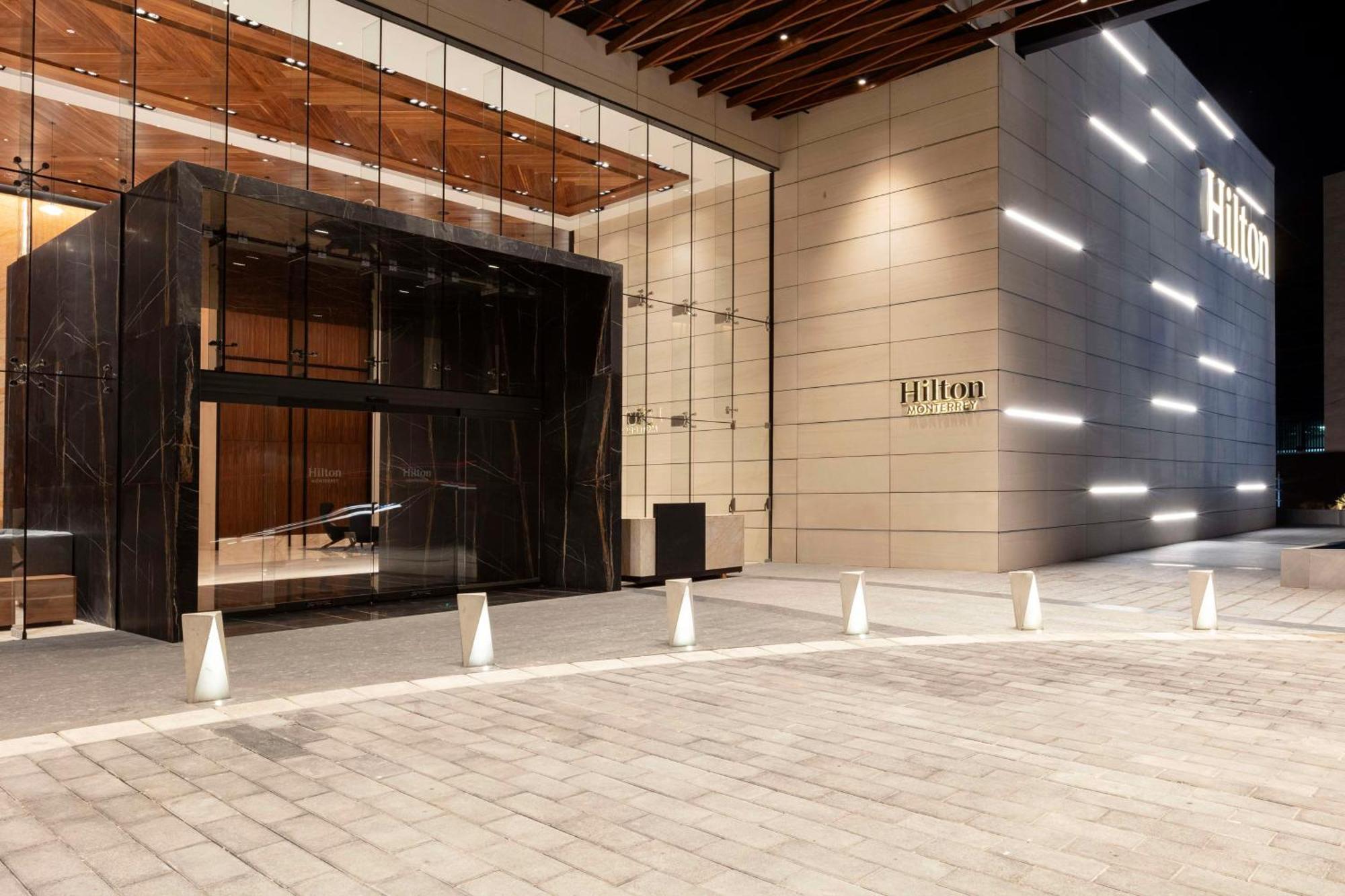 Hilton Monterrey Valle エクステリア 写真