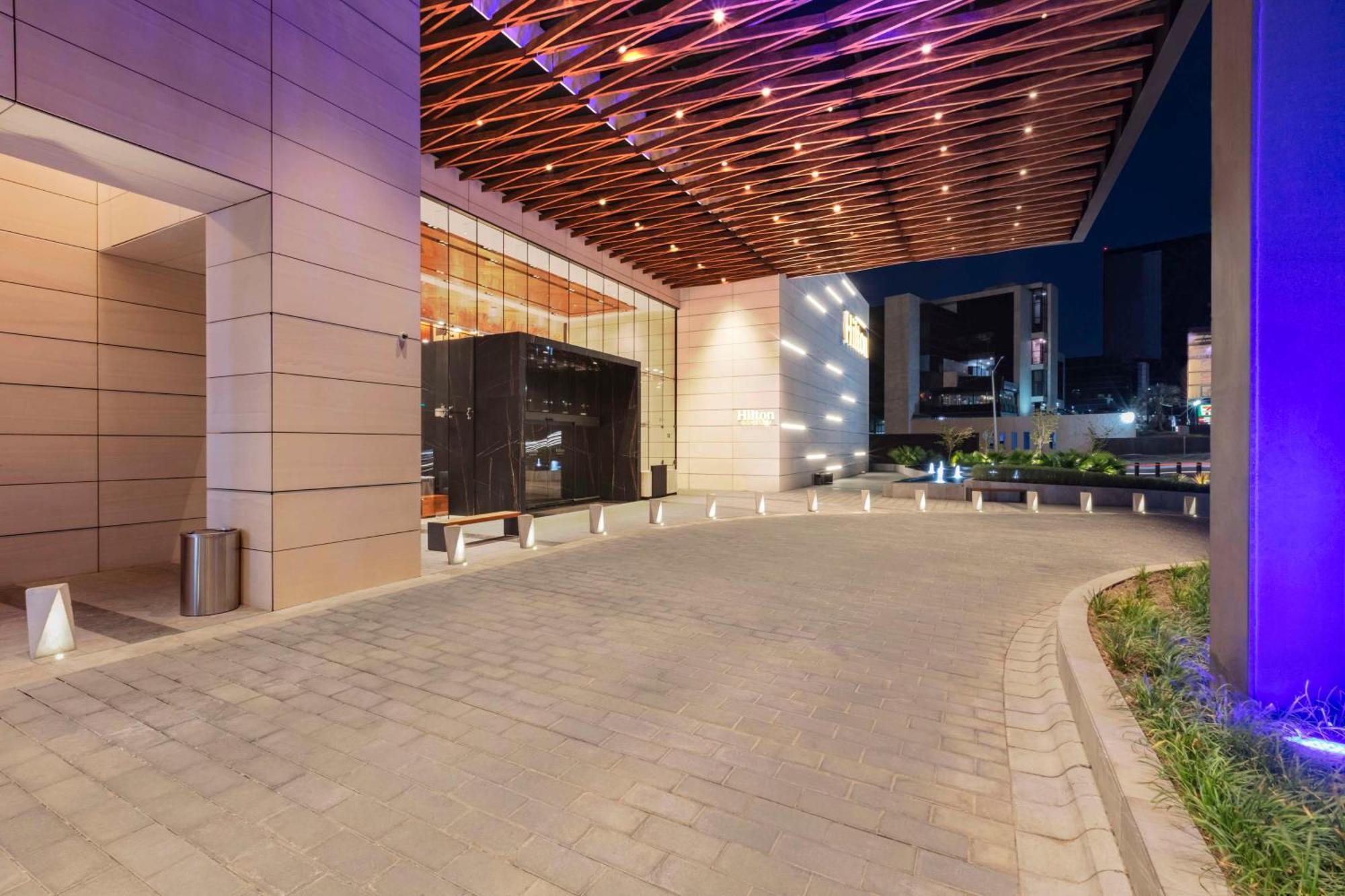 Hilton Monterrey Valle エクステリア 写真